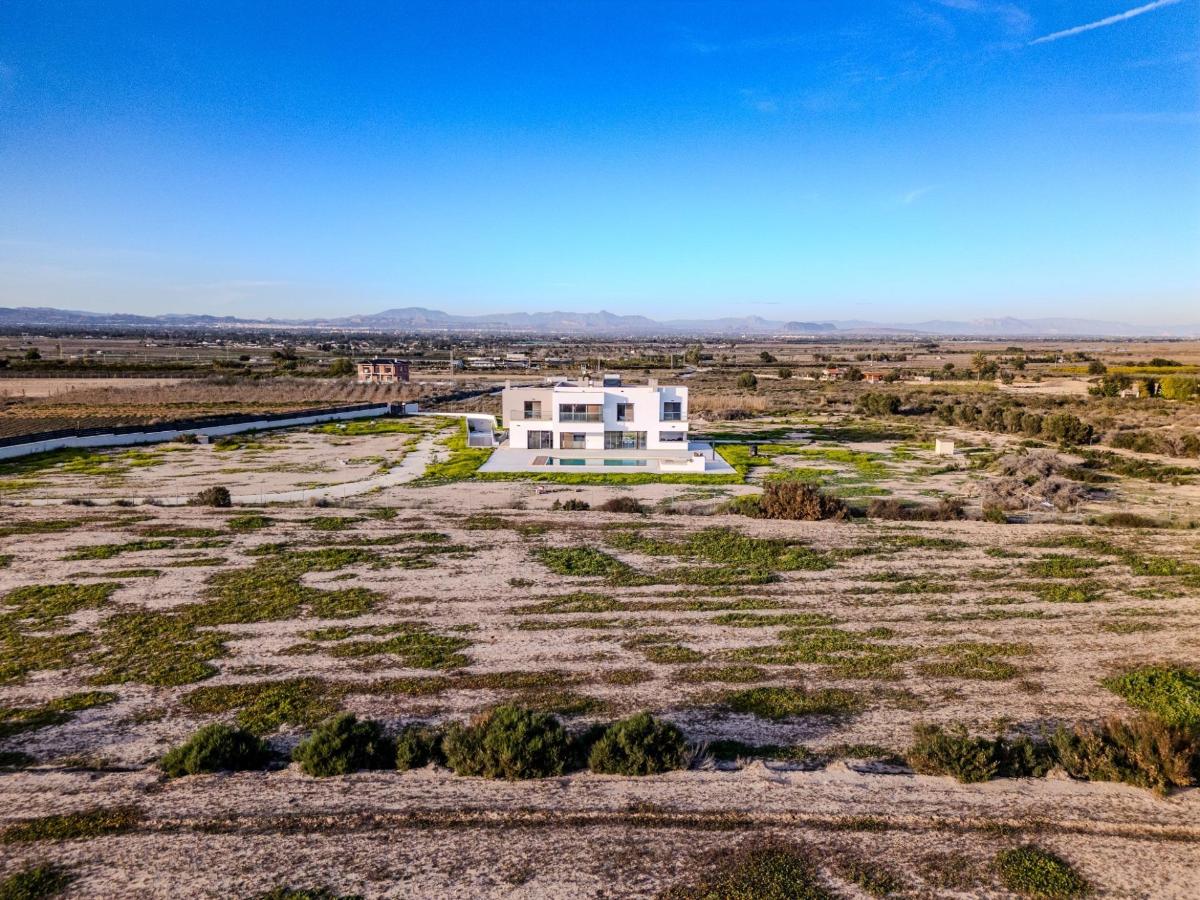 Villa à La Marina, Alicante, Espagne 5 chambres, 506 m2 No. 148925