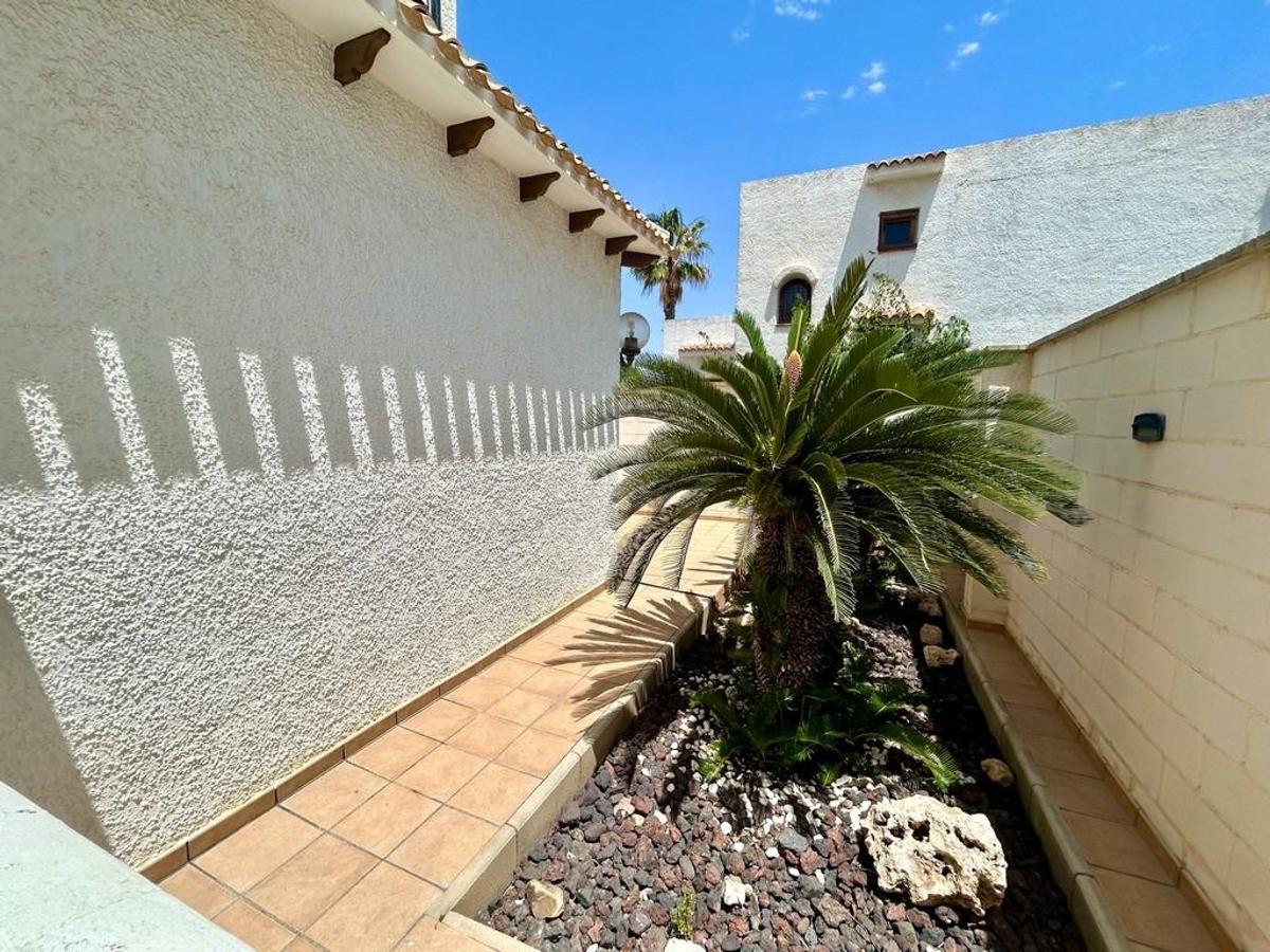 Villa in Alicante, Spanien 4 Schlafzimmer, 184 m2 Nr. 148922