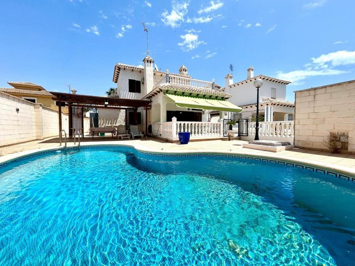 Villa in Alicante, Spanien 4 Schlafzimmer, 184 m2 Nr. 148922