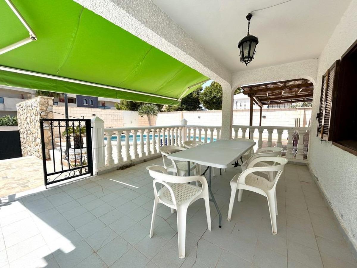 Villa in Alicante, Spanien 4 Schlafzimmer, 184 m2 Nr. 148922