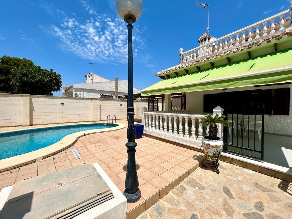 Villa in Alicante, Spanien 4 Schlafzimmer, 184 m2 Nr. 148922