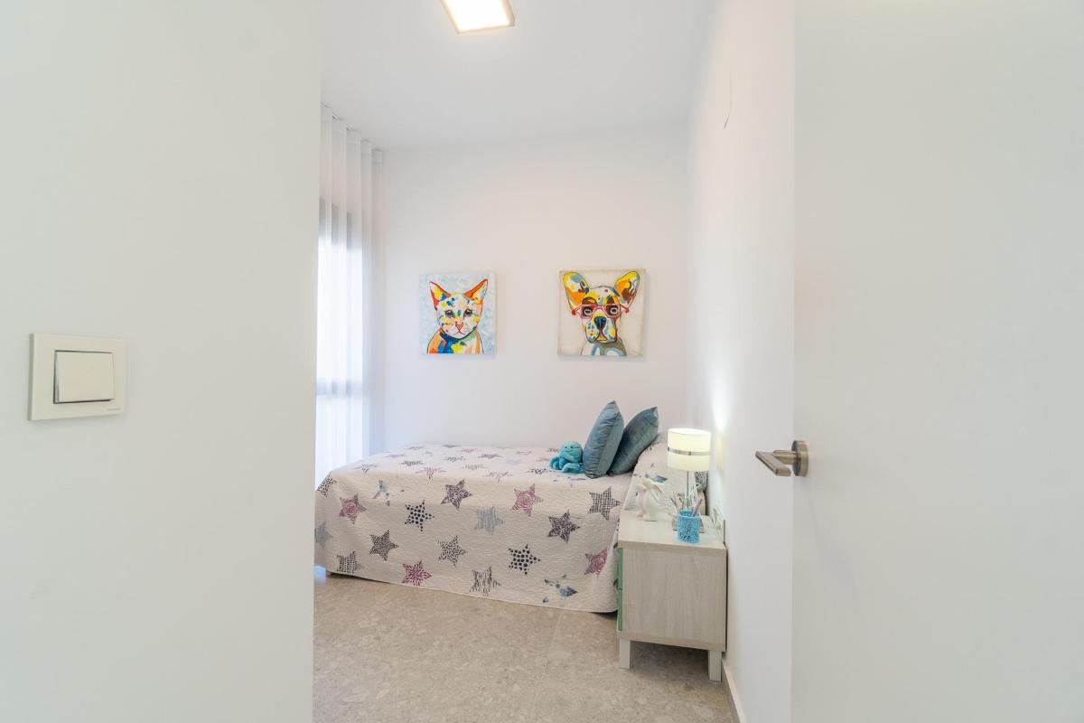 Bungalow a Torrevieja, Alicante, Spagna 3 camere da letto, 82 mq. N° 148924