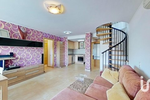 Duplex in Deltebre, Tarragona, Spain 3 bedrooms, 96 sq.m. No. 185600