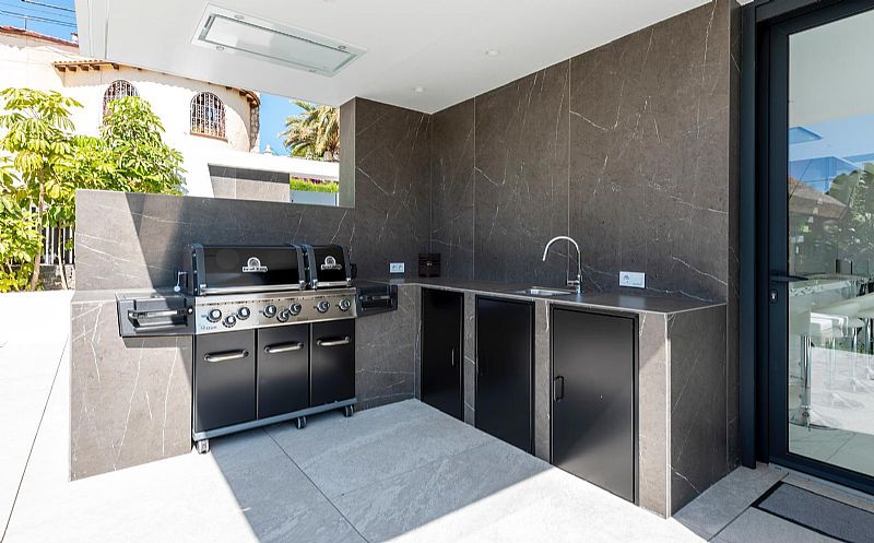 Villa en Calpe, Alicante, España 4 dormitorios, 426 m2 No. 163284