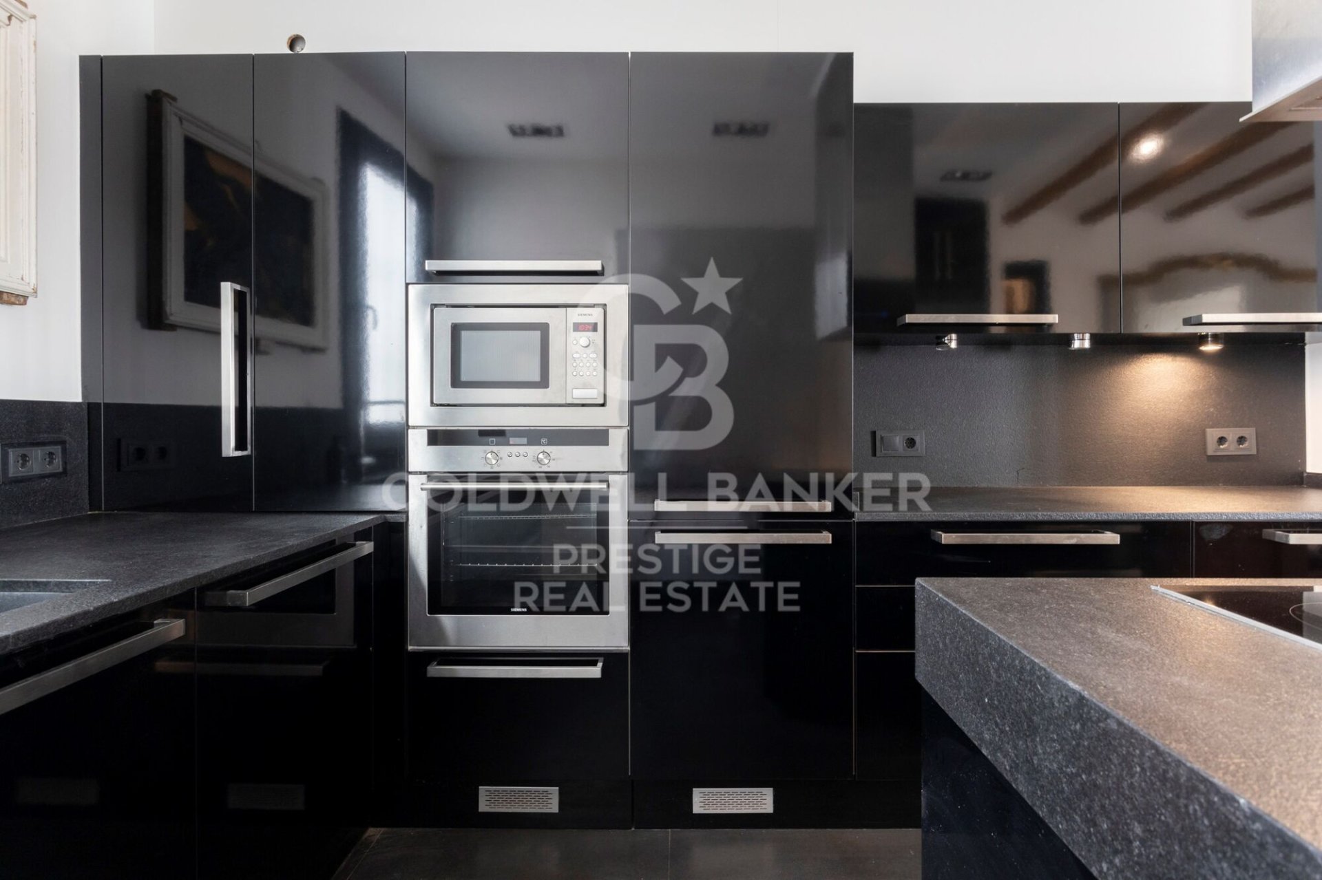 Apartament w Barcelona, Hiszpania 3 sypialnie, 153 mkw. nr 160146