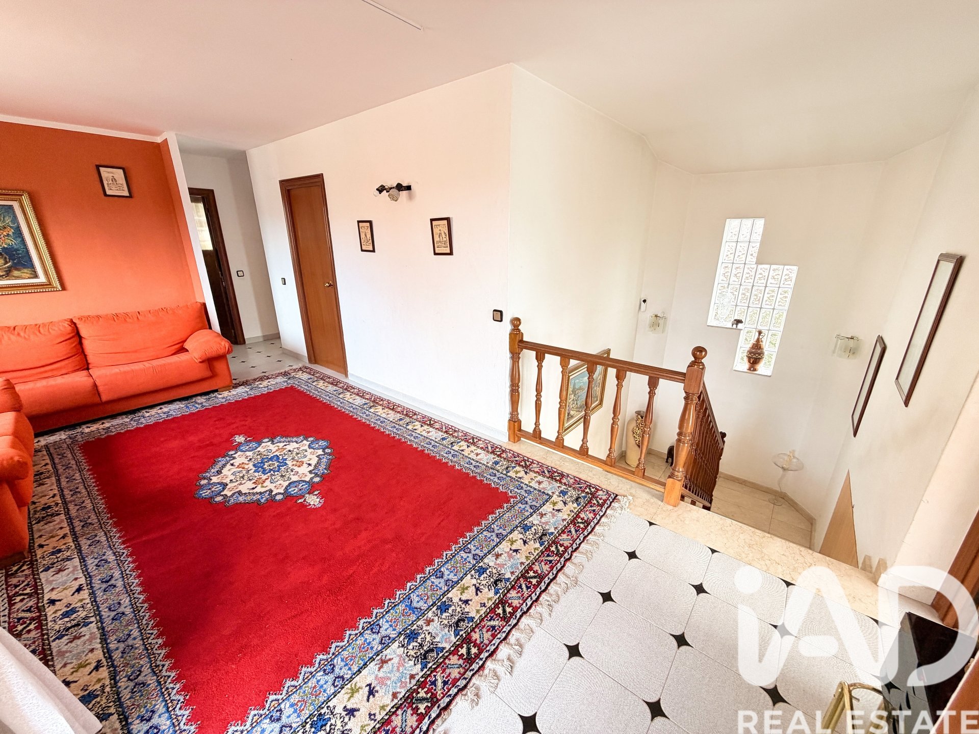 Hus i Vallirana, Barcelona, Spanien 6 sovrum, 397 kvm. Nr. 172441