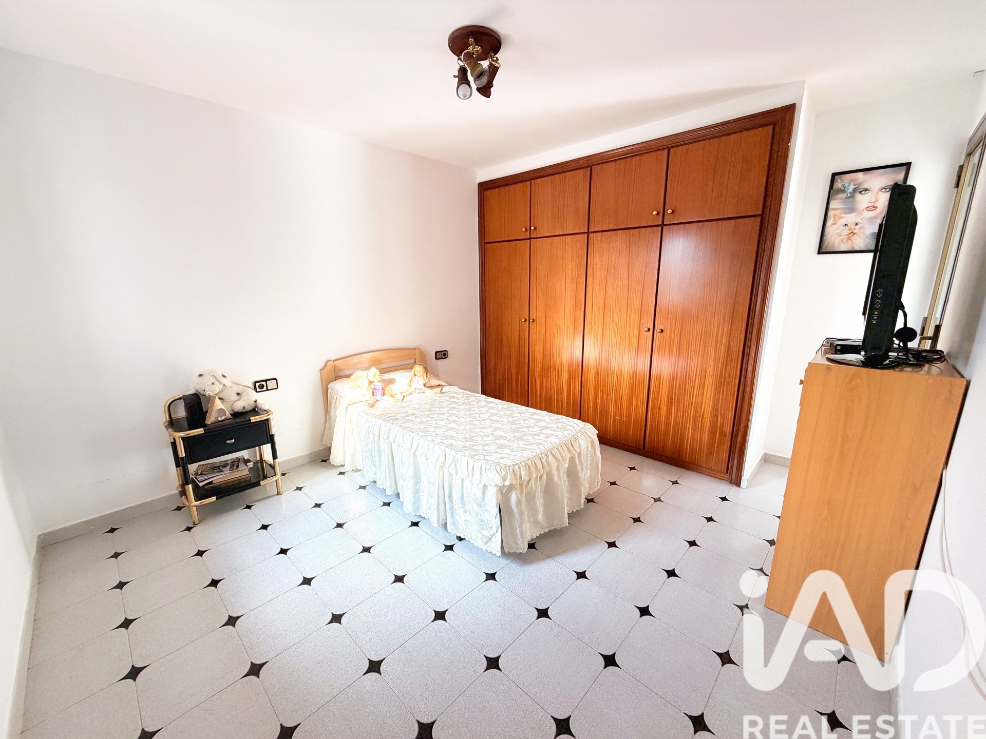 Hus i Vallirana, Barcelona, Spanien 6 sovrum, 397 kvm. Nr. 172441
