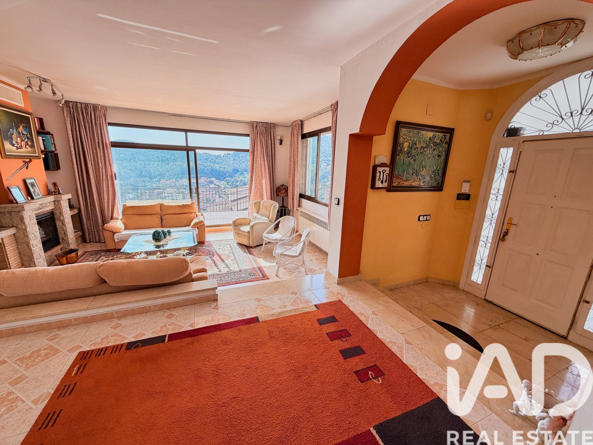 Hus i Vallirana, Barcelona, Spanien 6 sovrum, 397 kvm. Nr. 172441