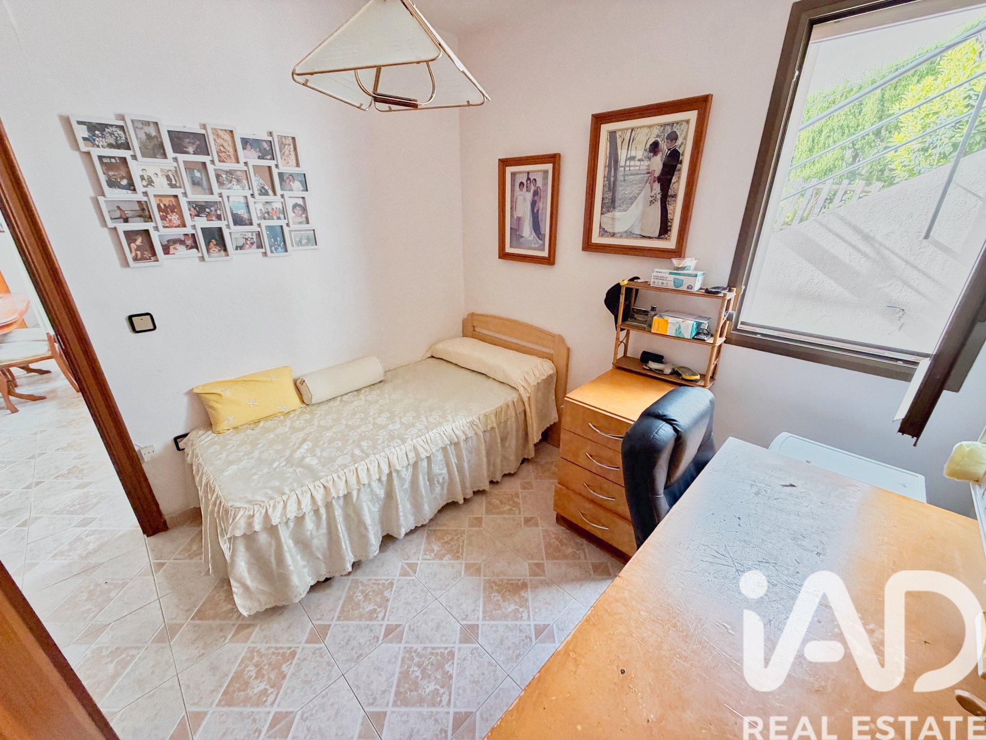 Hus i Vallirana, Barcelona, Spanien 6 sovrum, 397 kvm. Nr. 172441