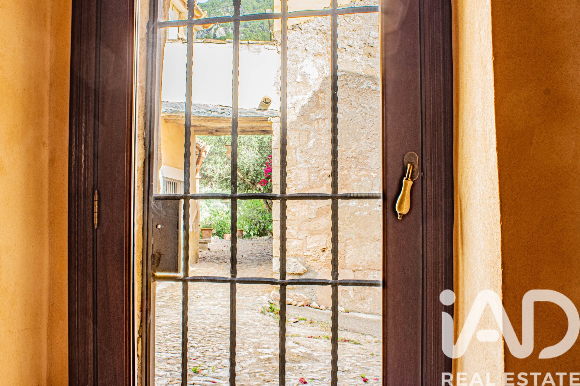 House in Andratx, Mallorca, Spain 2 bedrooms, 265 sq.m. No. 172436