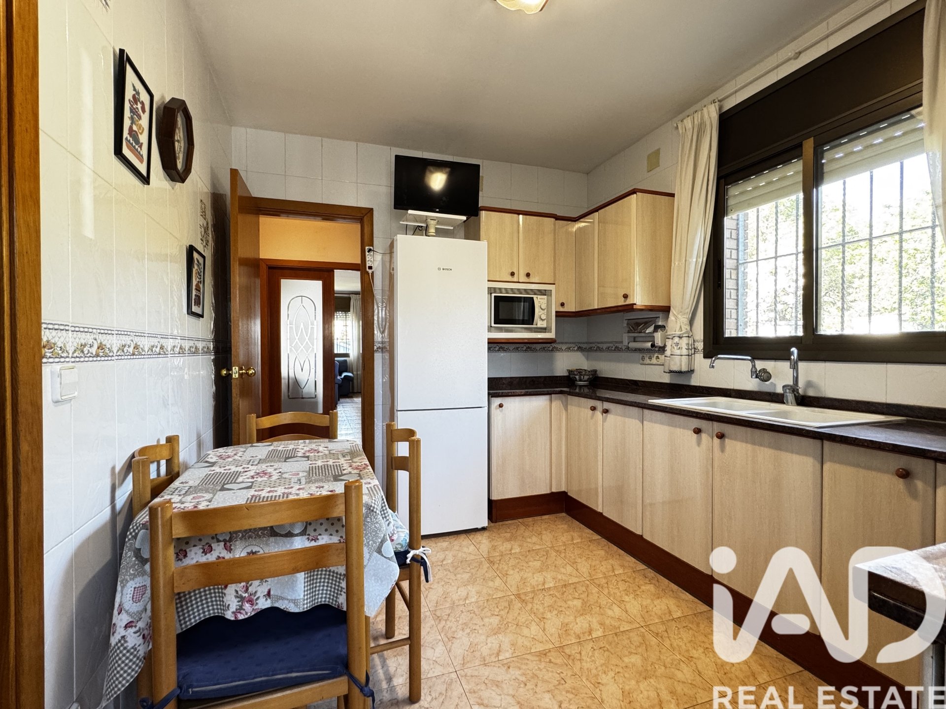 Talo Sitges, Barcelona, Espanja 3 makuuhuonetta, 226 m2 No. 172439