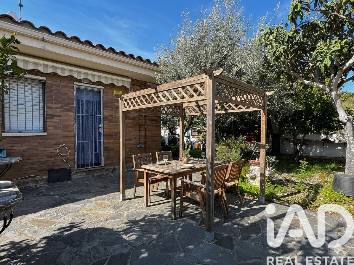 Talo Sitges, Barcelona, Espanja 3 makuuhuonetta, 226 m2 No. 172439