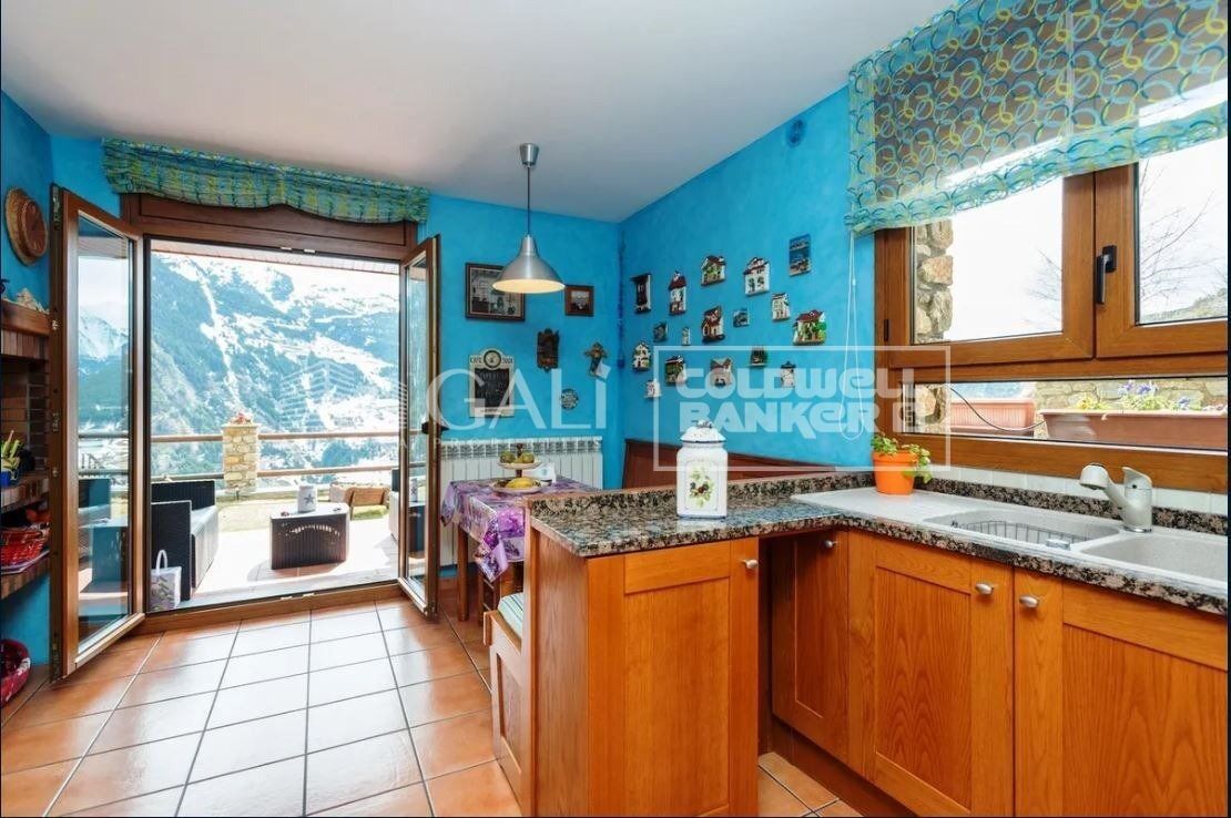 Huvila Principado De Andorra (Ninguna Poblacion Tiene C.P.), Lleida, Espanja 5 makuuhuonetta, 600 m2 No. 160339