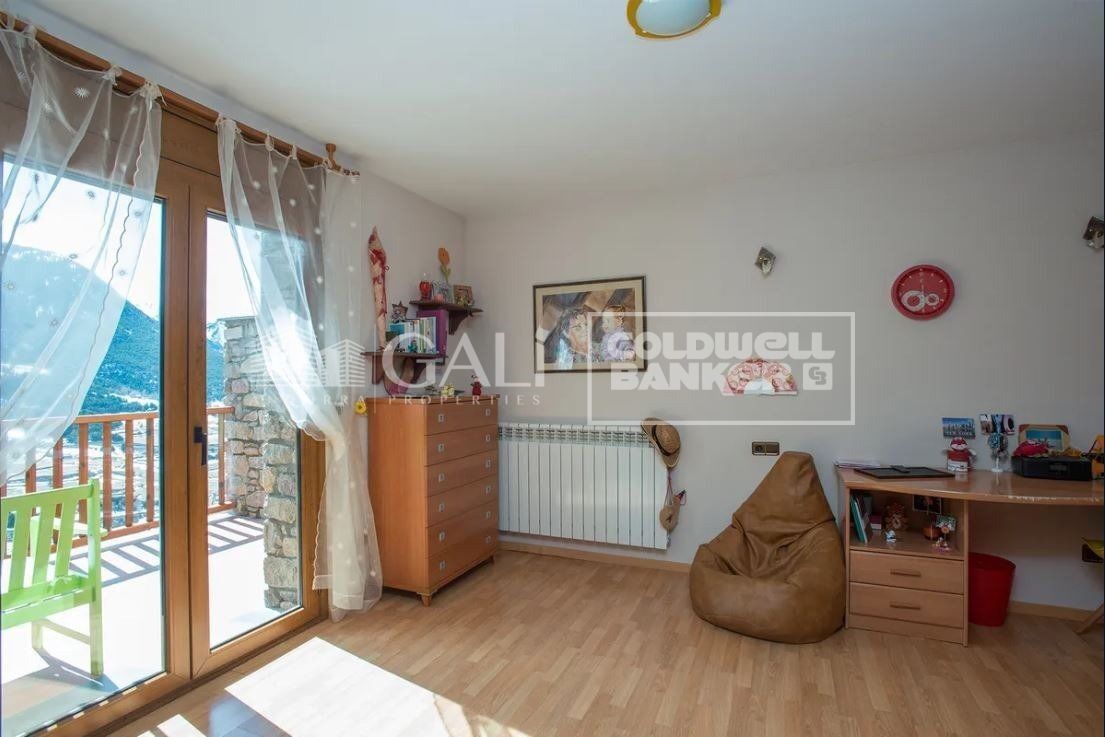 Huvila Principado De Andorra (Ninguna Poblacion Tiene C.P.), Lleida, Espanja 5 makuuhuonetta, 600 m2 No. 160339