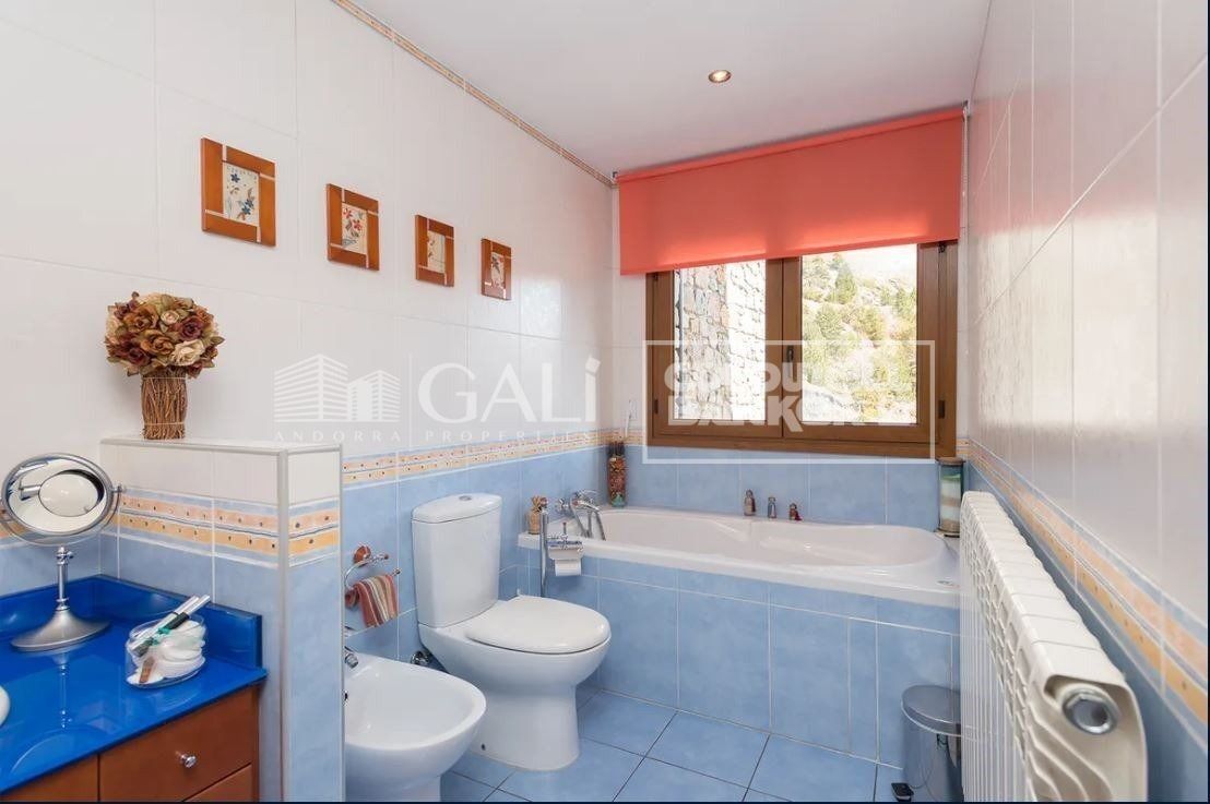 Huvila Principado De Andorra (Ninguna Poblacion Tiene C.P.), Lleida, Espanja 5 makuuhuonetta, 600 m2 No. 160339