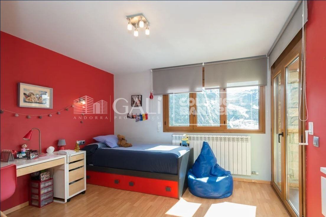 Huvila Principado De Andorra (Ninguna Poblacion Tiene C.P.), Lleida, Espanja 5 makuuhuonetta, 600 m2 No. 160339