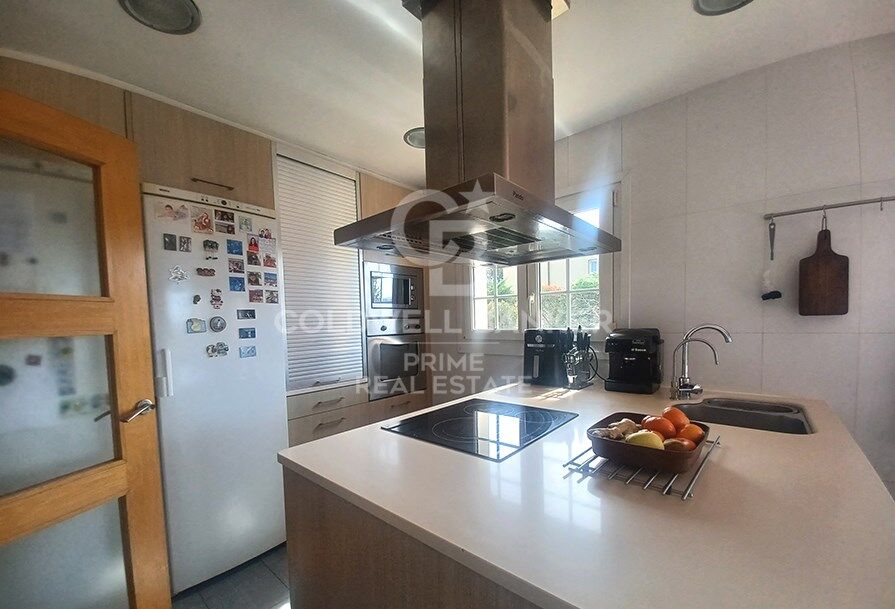 House in Pals, Girona, Spain 5 bedrooms, 284 sq.m. No. 160340