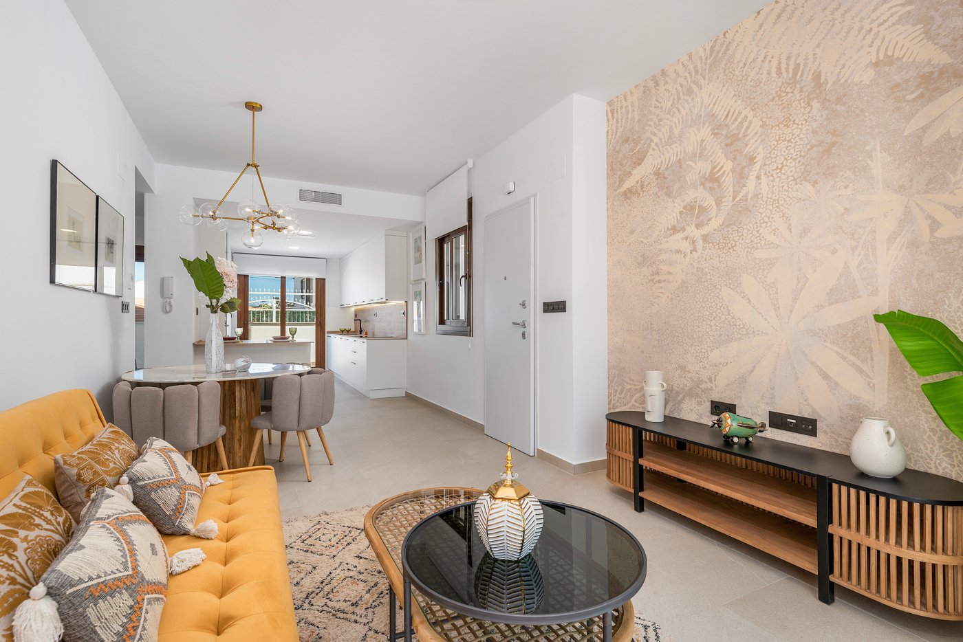 Bungalow à Torrevieja, Alicante, Espagne 2 chambres, 63 m2 No. 137288