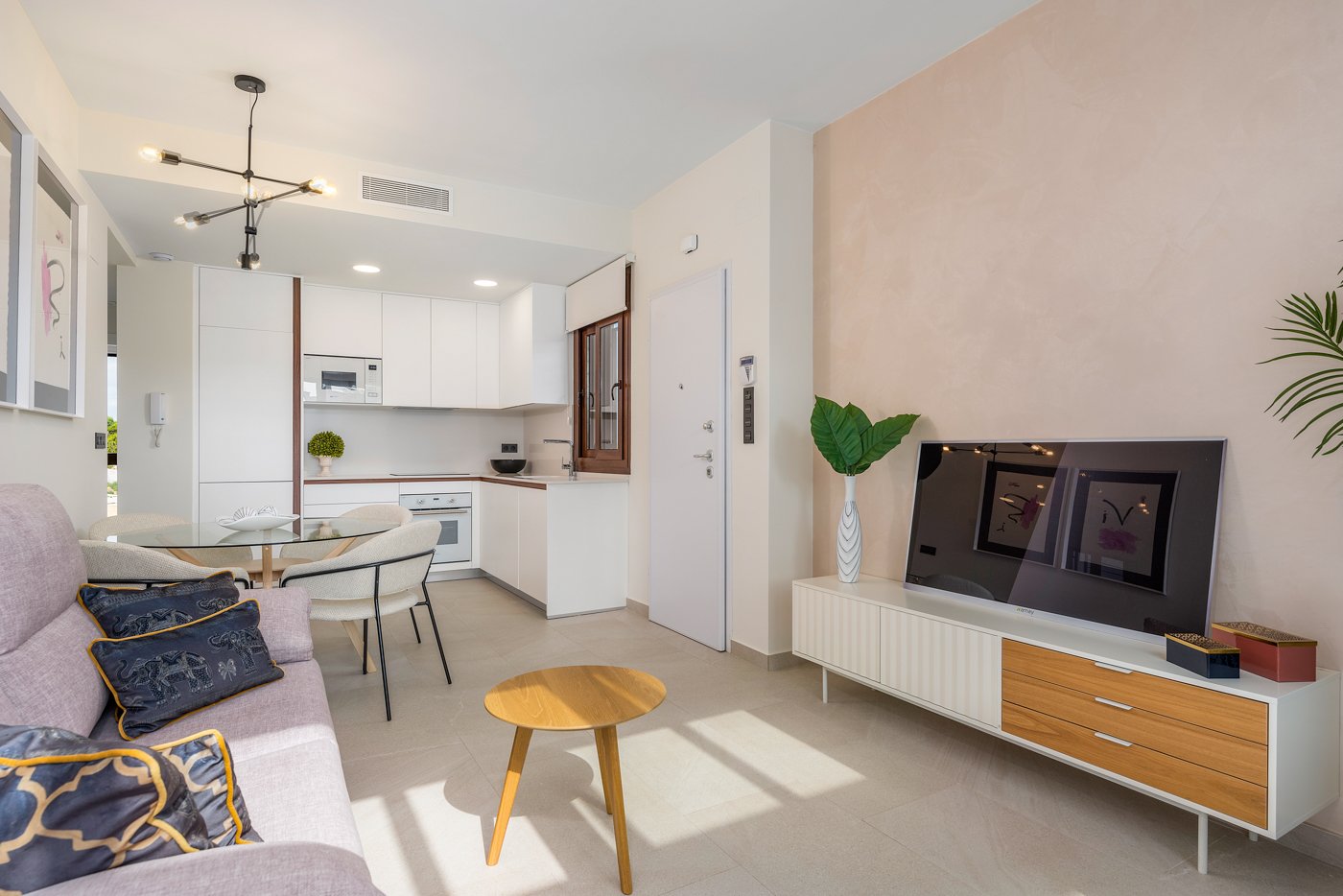 Bungalow à Torrevieja, Alicante, Espagne 2 chambres, 63 m2 No. 137288