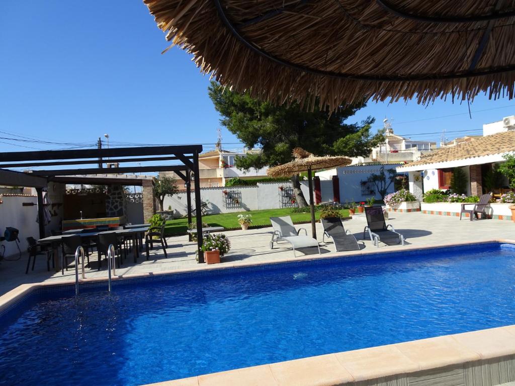 Willa w Cabo Roig, Alicante, Hiszpania 9 sypialni, 221 mkw. nr 136715