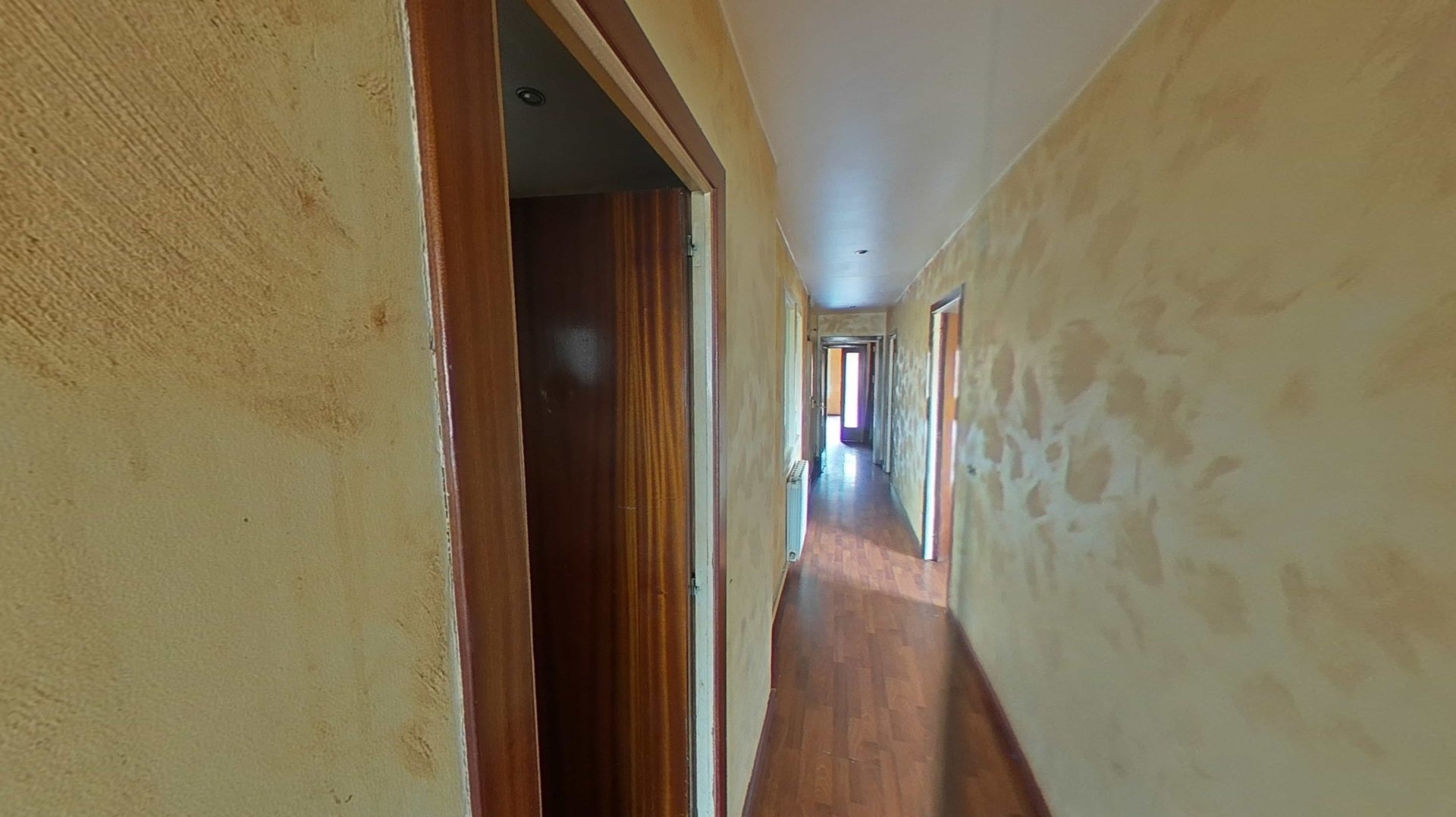 Huoneisto Manlleu, Barcelona, Espanja 4 makuuhuonetta, 85 m2 No. 191127