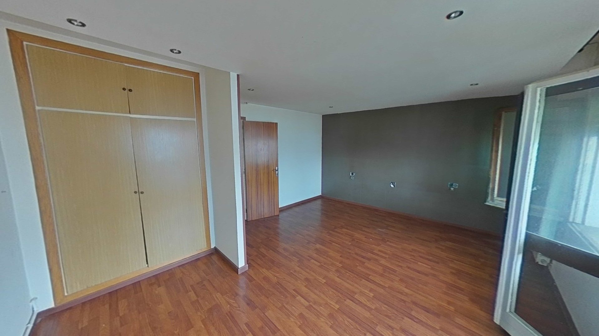 Huoneisto Manlleu, Barcelona, Espanja 4 makuuhuonetta, 85 m2 No. 191127
