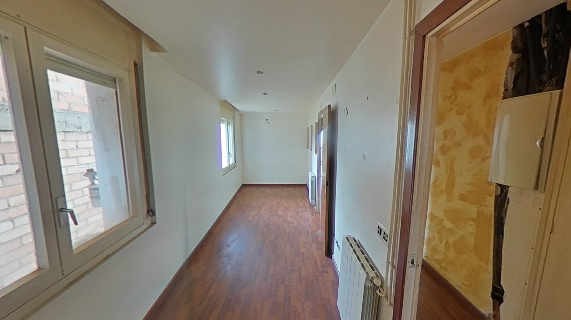 Huoneisto Manlleu, Barcelona, Espanja 4 makuuhuonetta, 85 m2 No. 191127