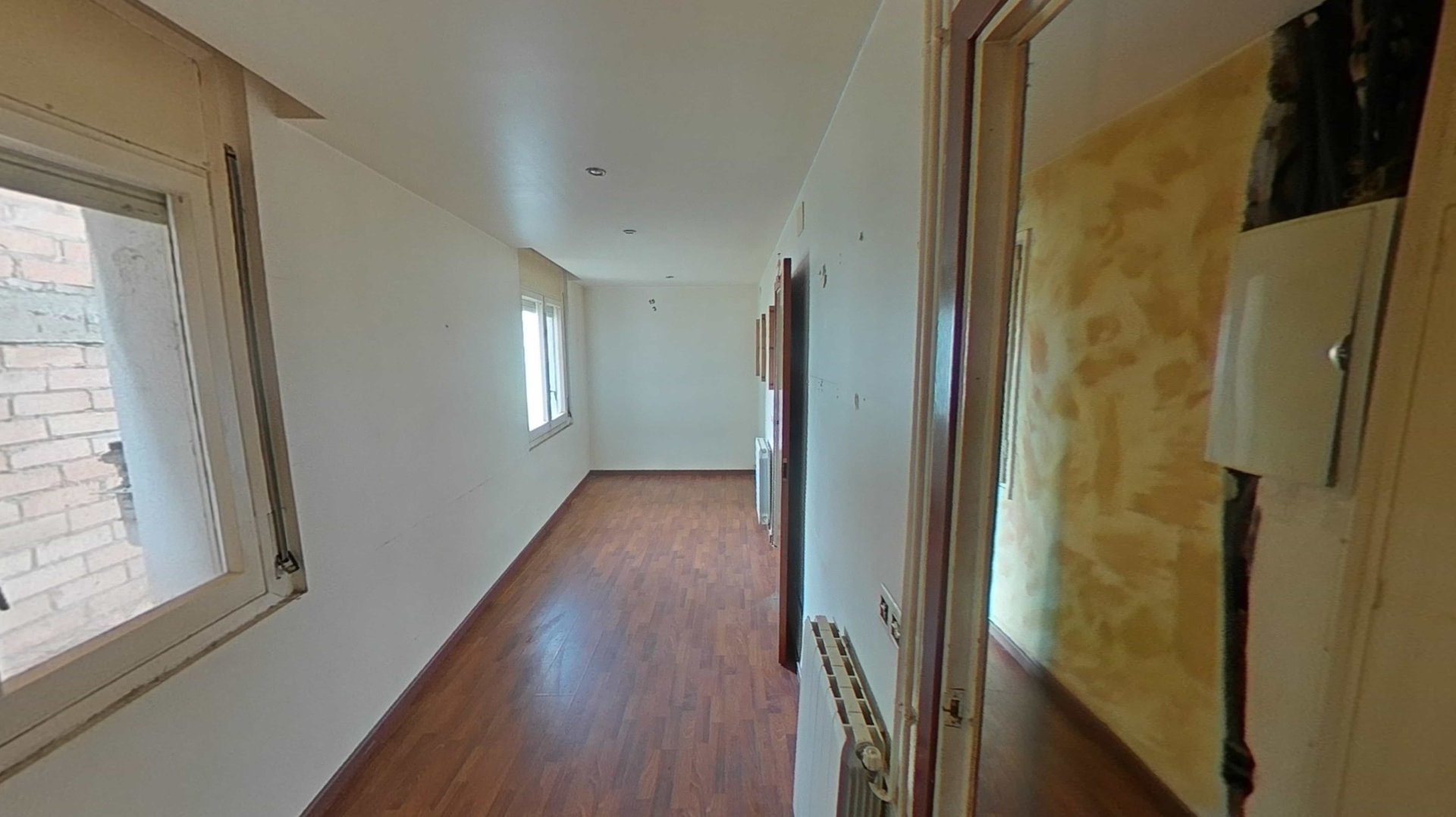 Huoneisto Manlleu, Barcelona, Espanja 4 makuuhuonetta, 85 m2 No. 191127