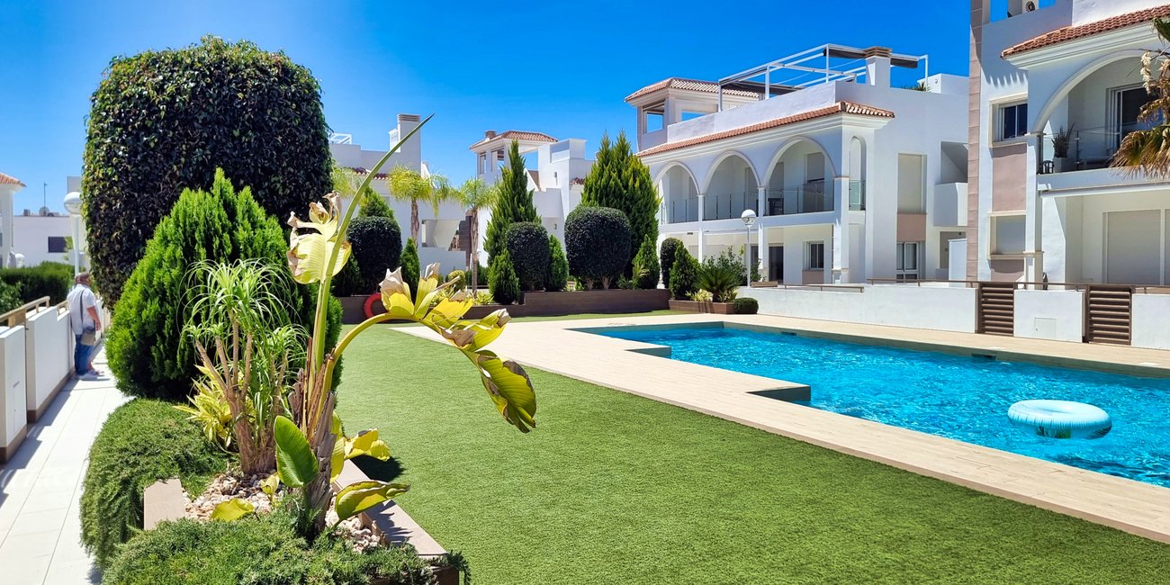 Apartment in Alicante, Spain 2 bedrooms, 80 sq.m. No. 115196