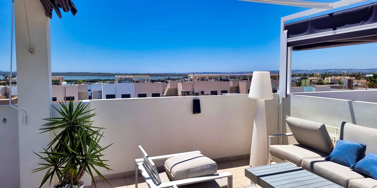 Apartment in Alicante, Spain 2 bedrooms, 80 sq.m. No. 115196