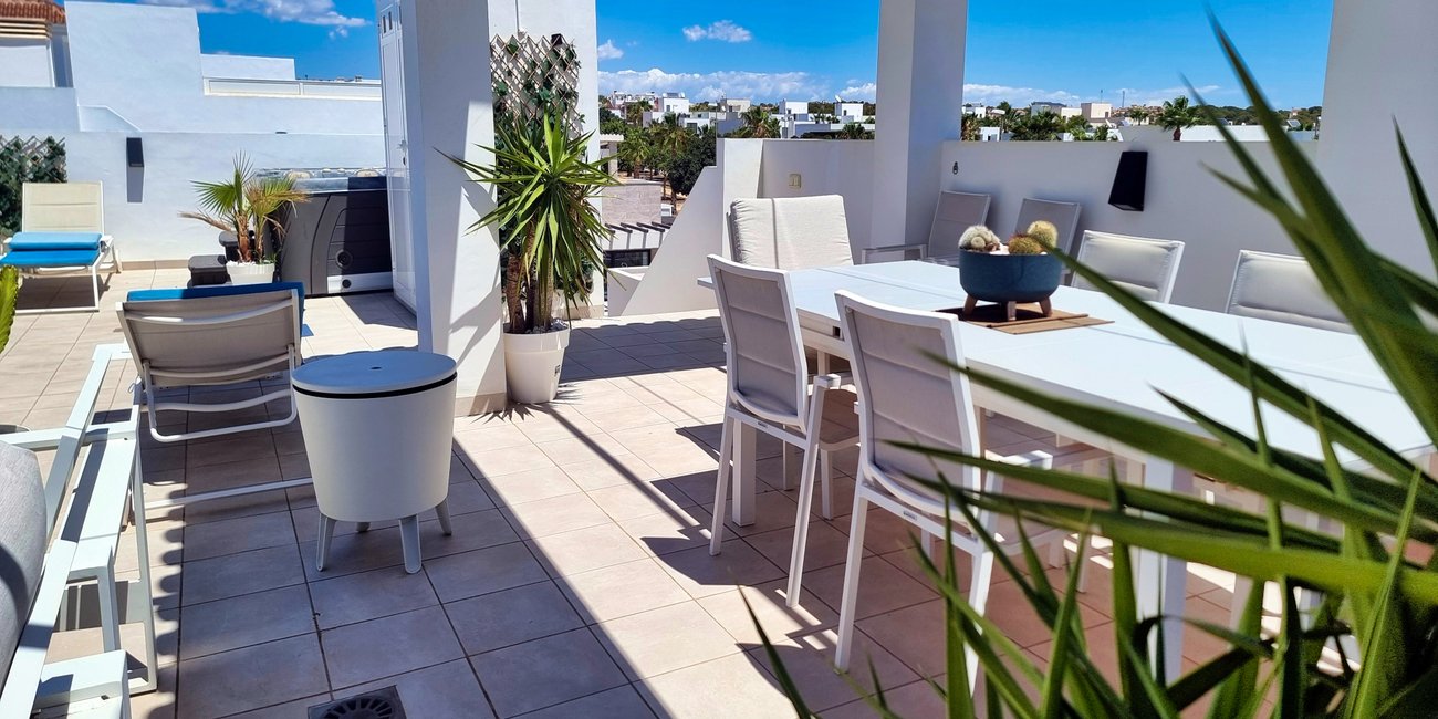 Apartment in Alicante, Spain 2 bedrooms, 80 sq.m. No. 115196