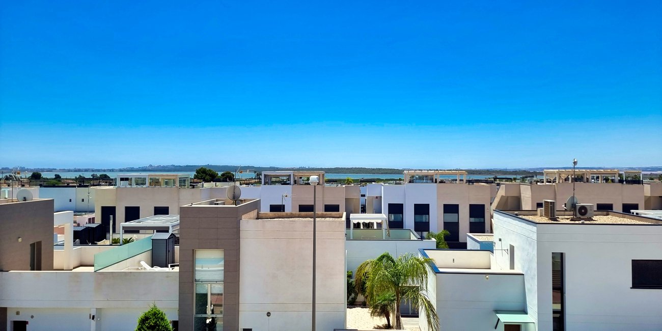 Apartment in Alicante, Spain 2 bedrooms, 80 sq.m. No. 115196
