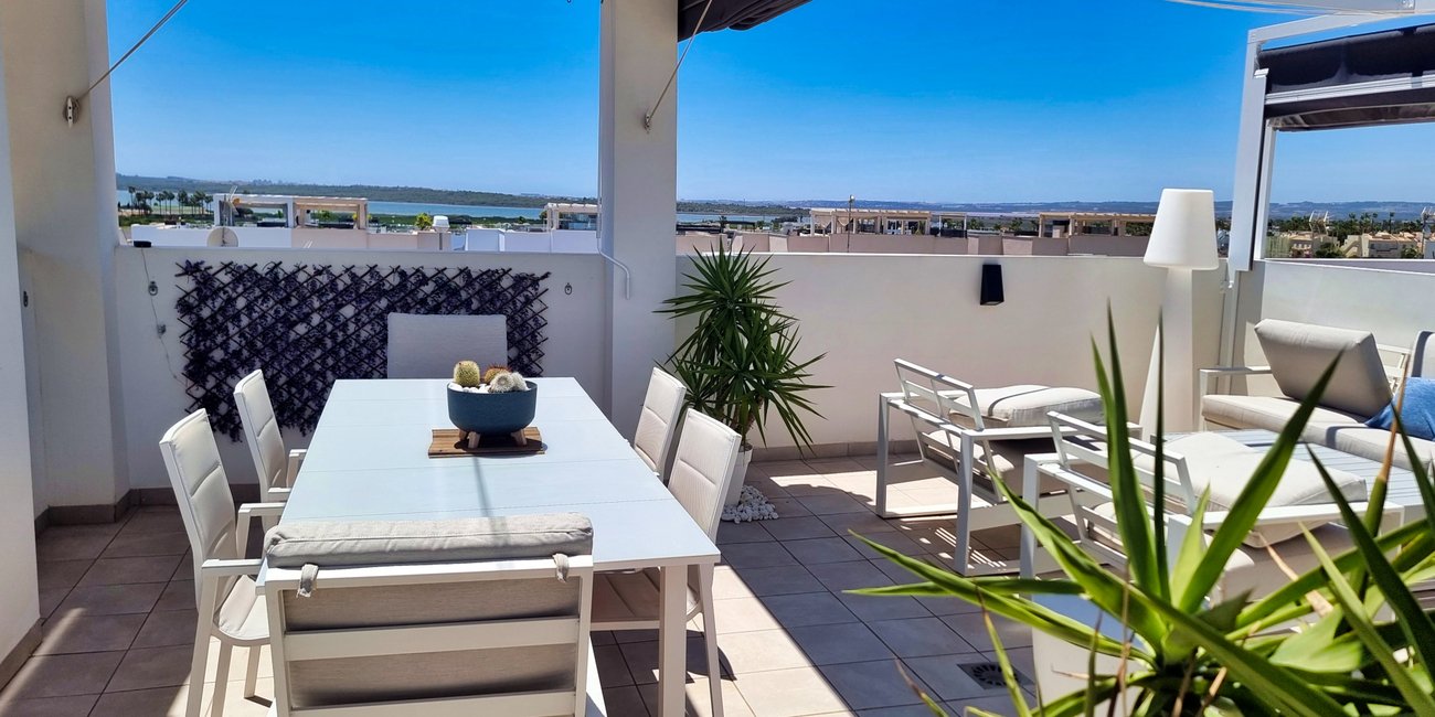 Apartment in Alicante, Spain 2 bedrooms, 80 sq.m. No. 115196