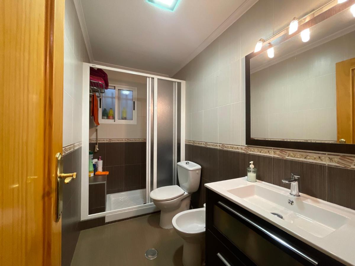 Apartment in Torrevieja, Alicante, Spain 2 bedrooms, 65 sq.m. No. 183838