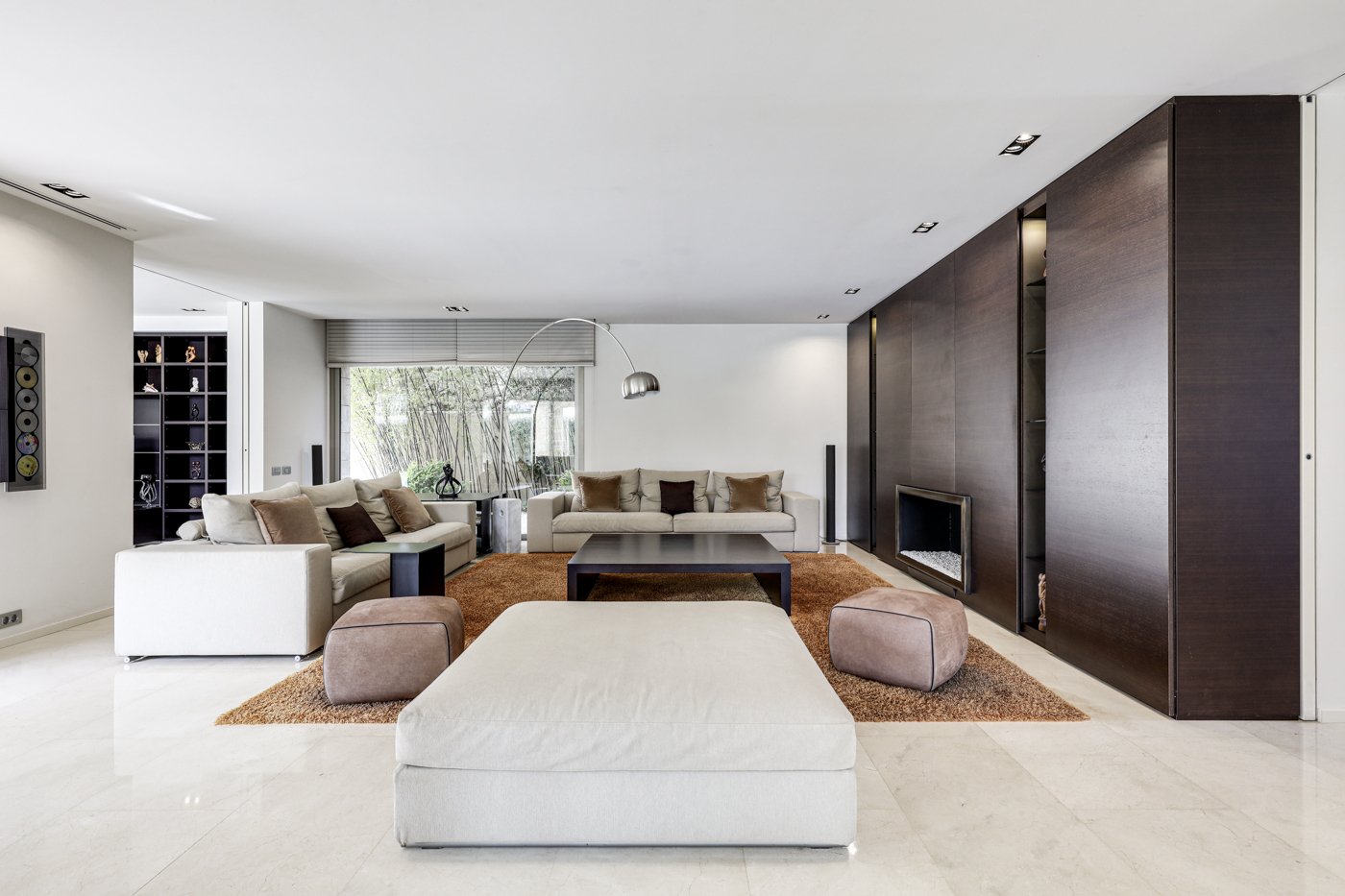 Hus i Barcelona, Spanien 7 sovrum, 900 kvm. Nr. 96530