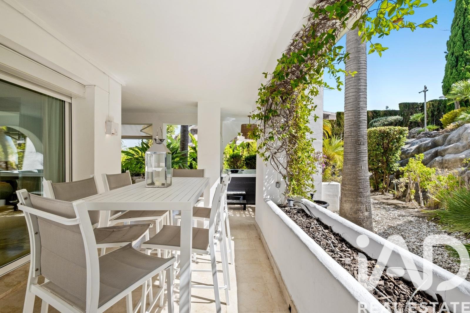 Huoneisto Marbella, Malaga, Espanja 1 makuuhuone, 248 m2 No. 172866