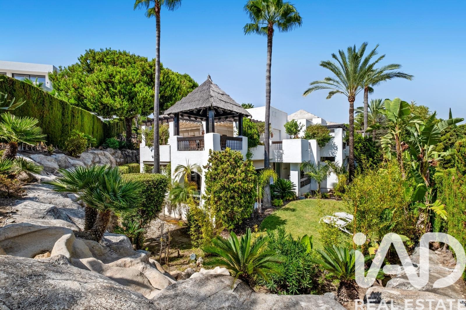 Huoneisto Marbella, Malaga, Espanja 1 makuuhuone, 248 m2 No. 172866