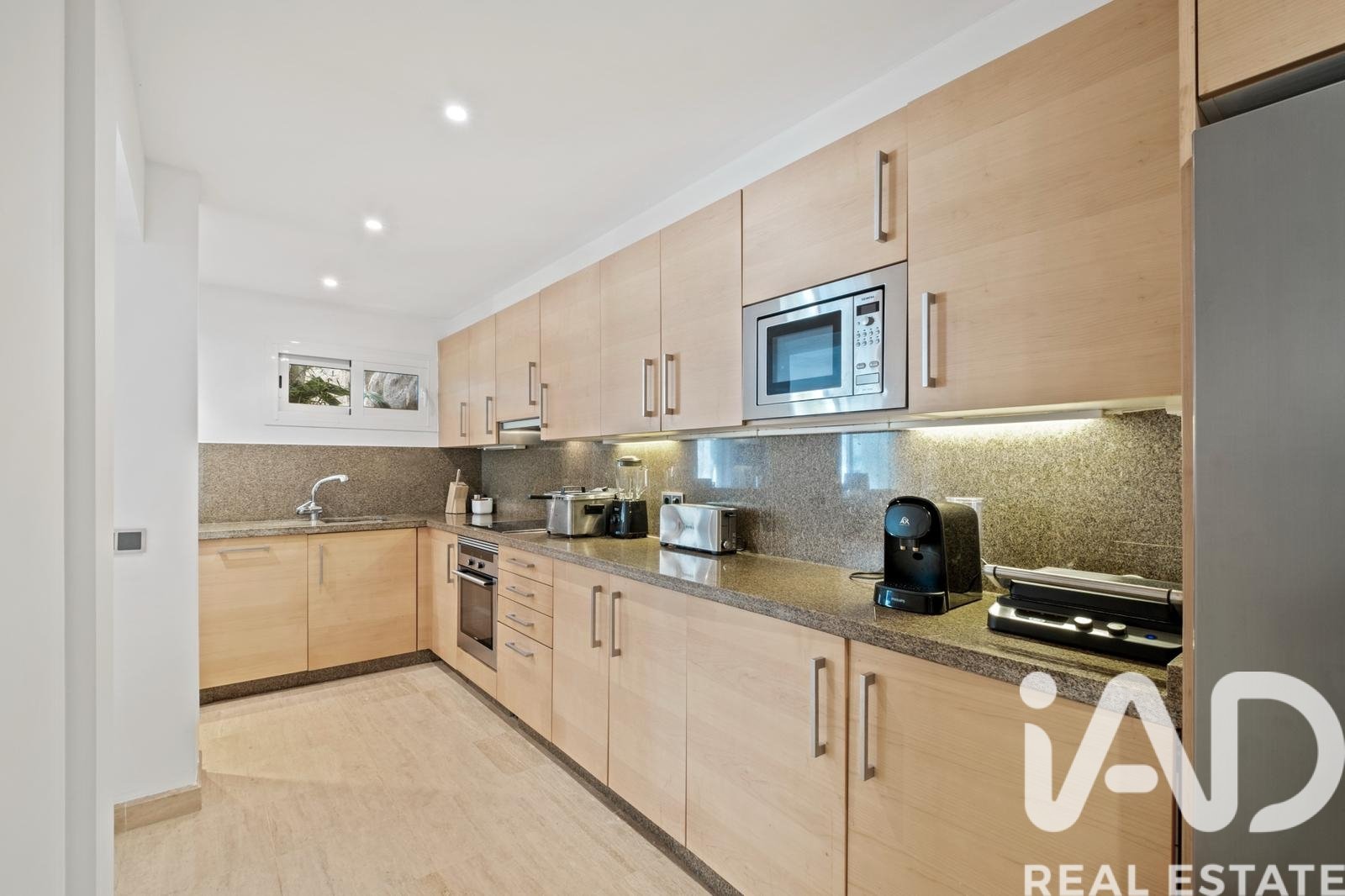 Huoneisto Marbella, Malaga, Espanja 1 makuuhuone, 248 m2 No. 172866