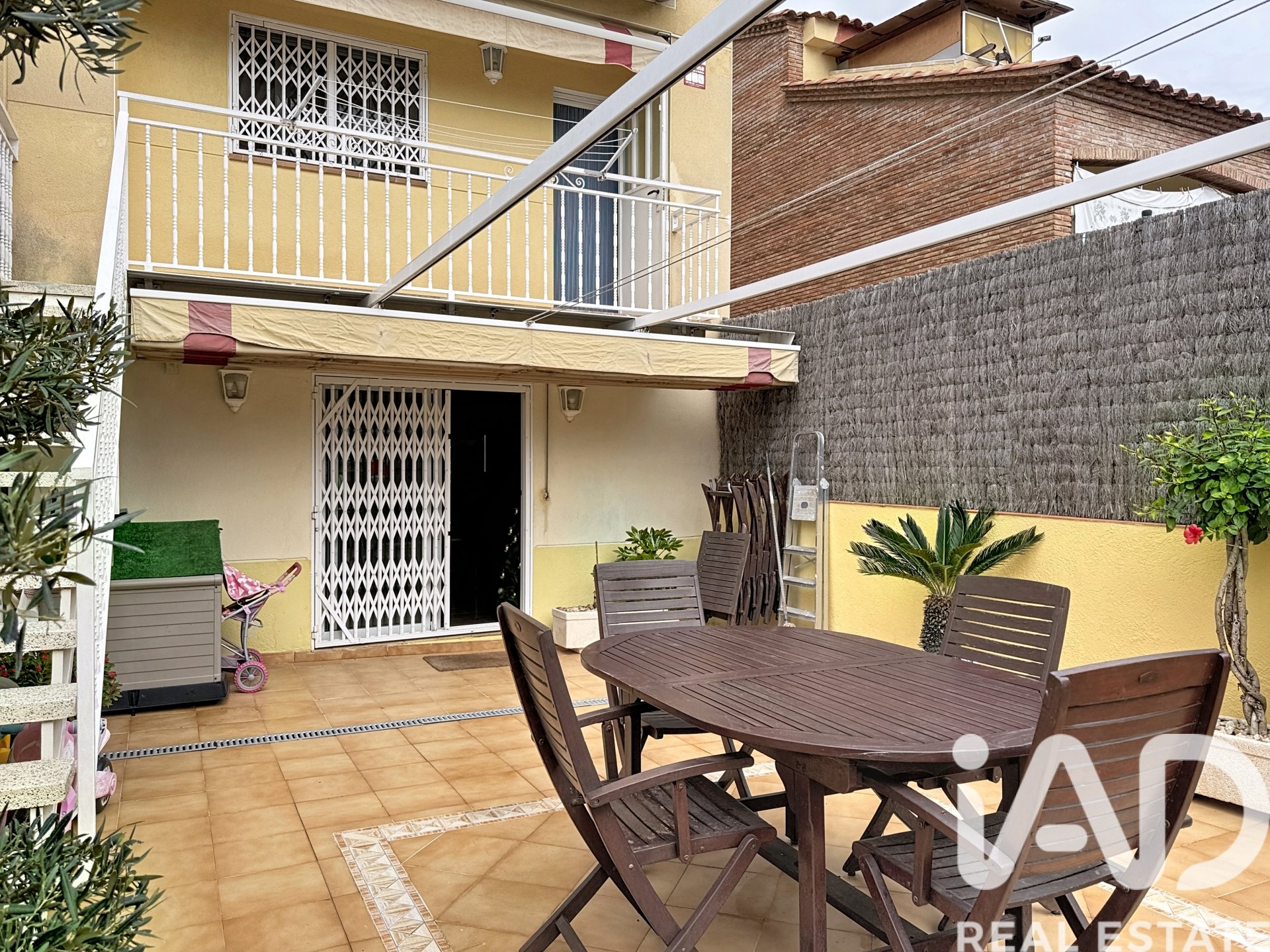 Townhouse à Calafell, Tarragona, Espagne 4 chambres, 182 m2 No. 152568