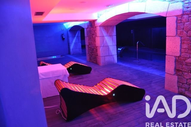 Propiedad comercial en Lérida, España 4716 m2 No. 152570