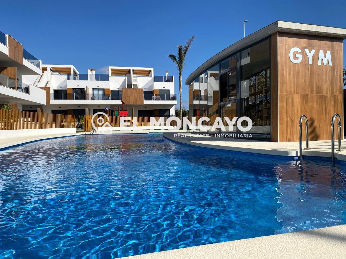 Bungalow w Pilar de la Horadada, Alicante, Hiszpania 2 sypialnie, 123 mkw. nr 148958