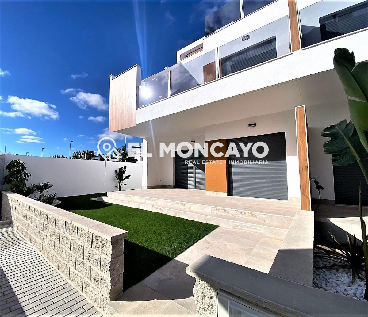 Bungalow w Pilar de la Horadada, Alicante, Hiszpania 2 sypialnie, 123 mkw. nr 148958