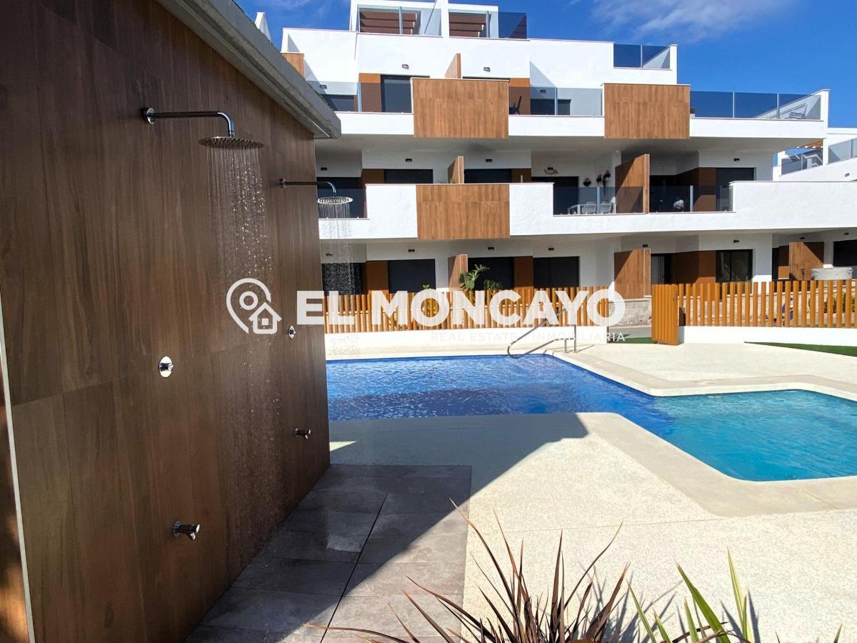 Bungalow w Pilar de la Horadada, Alicante, Hiszpania 2 sypialnie, 123 mkw. nr 148958