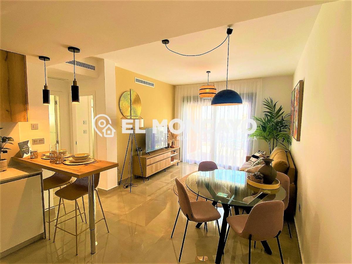 Bungalow w Pilar de la Horadada, Alicante, Hiszpania 2 sypialnie, 123 mkw. nr 148958