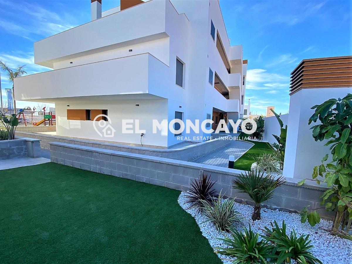 Bungalow w Pilar de la Horadada, Alicante, Hiszpania 2 sypialnie, 123 mkw. nr 148958