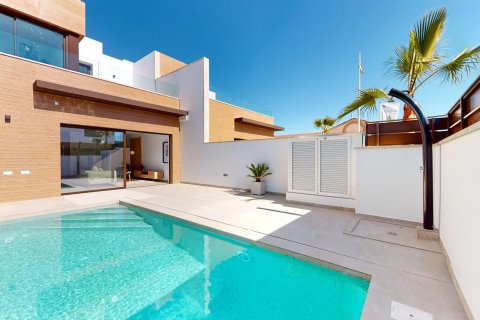 House à Algorfa, Alicante, Espagne 4 chambres, 191 m2 No. 148962