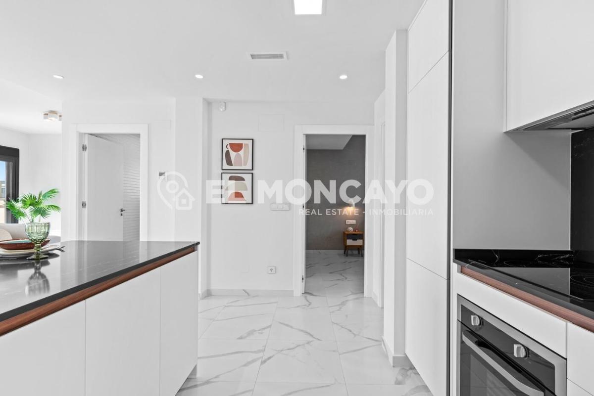 Bungalow in San Miguel de Salinas, Alicante, Spain 3 bedrooms, 92 sq.m. No. 148957