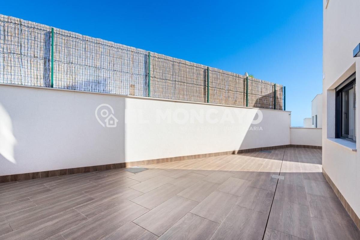 Bungalow in San Miguel de Salinas, Alicante, Spain 3 bedrooms, 92 sq.m. No. 148957