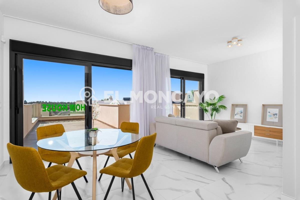Bungalow in San Miguel de Salinas, Alicante, Spain 3 bedrooms, 92 sq.m. No. 148957