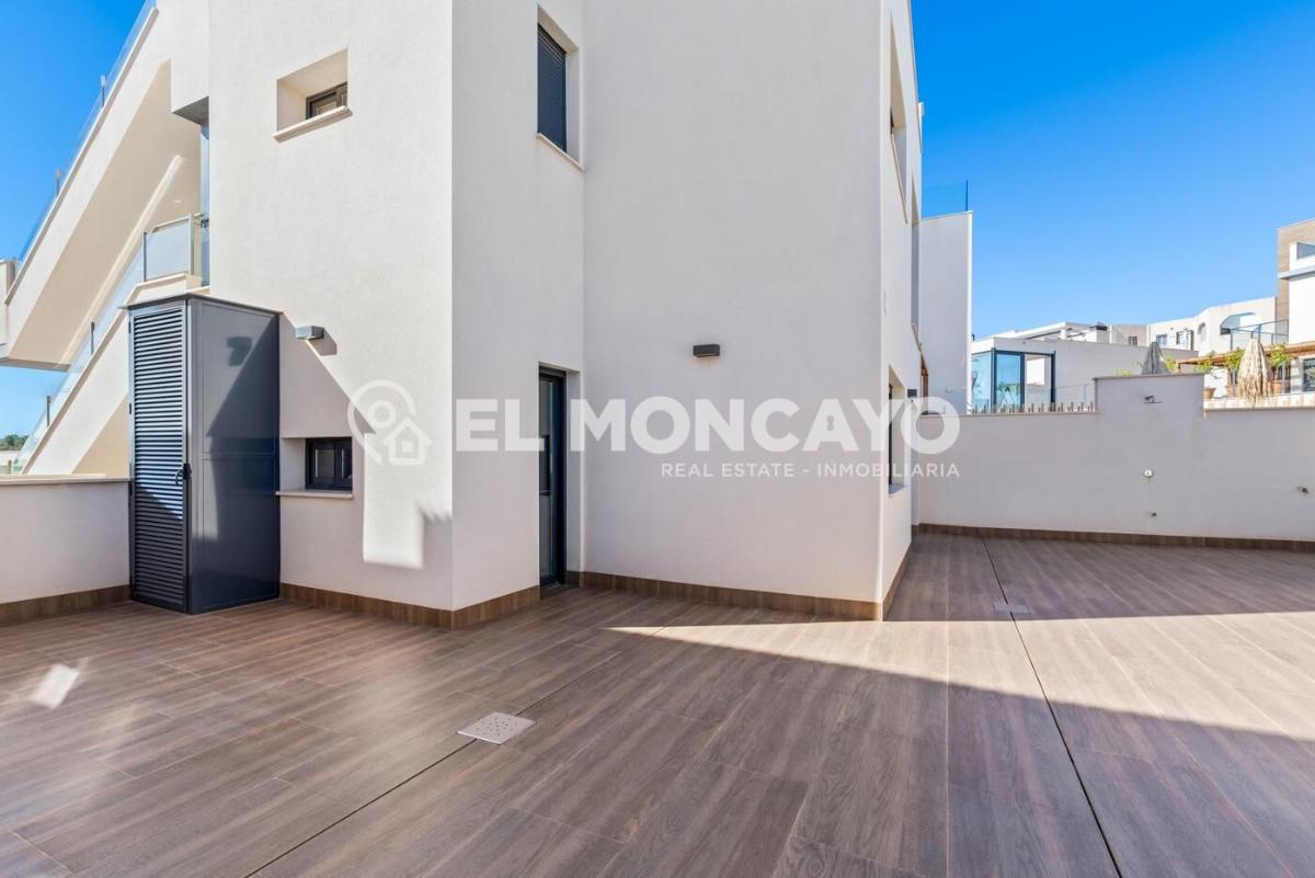 Bungalow in San Miguel de Salinas, Alicante, Spain 3 bedrooms, 92 sq.m. No. 148957